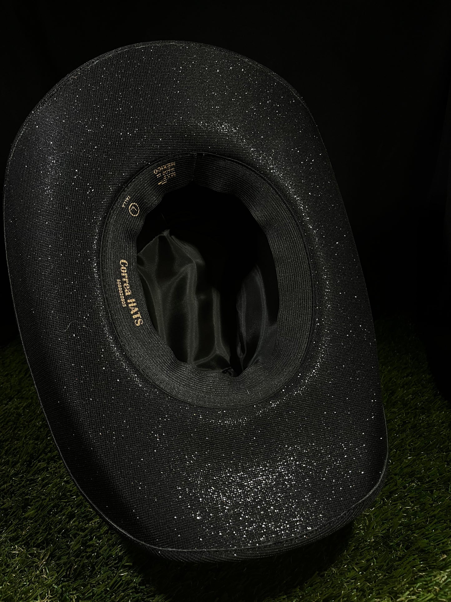 Midnight Eclipse Diamond hat