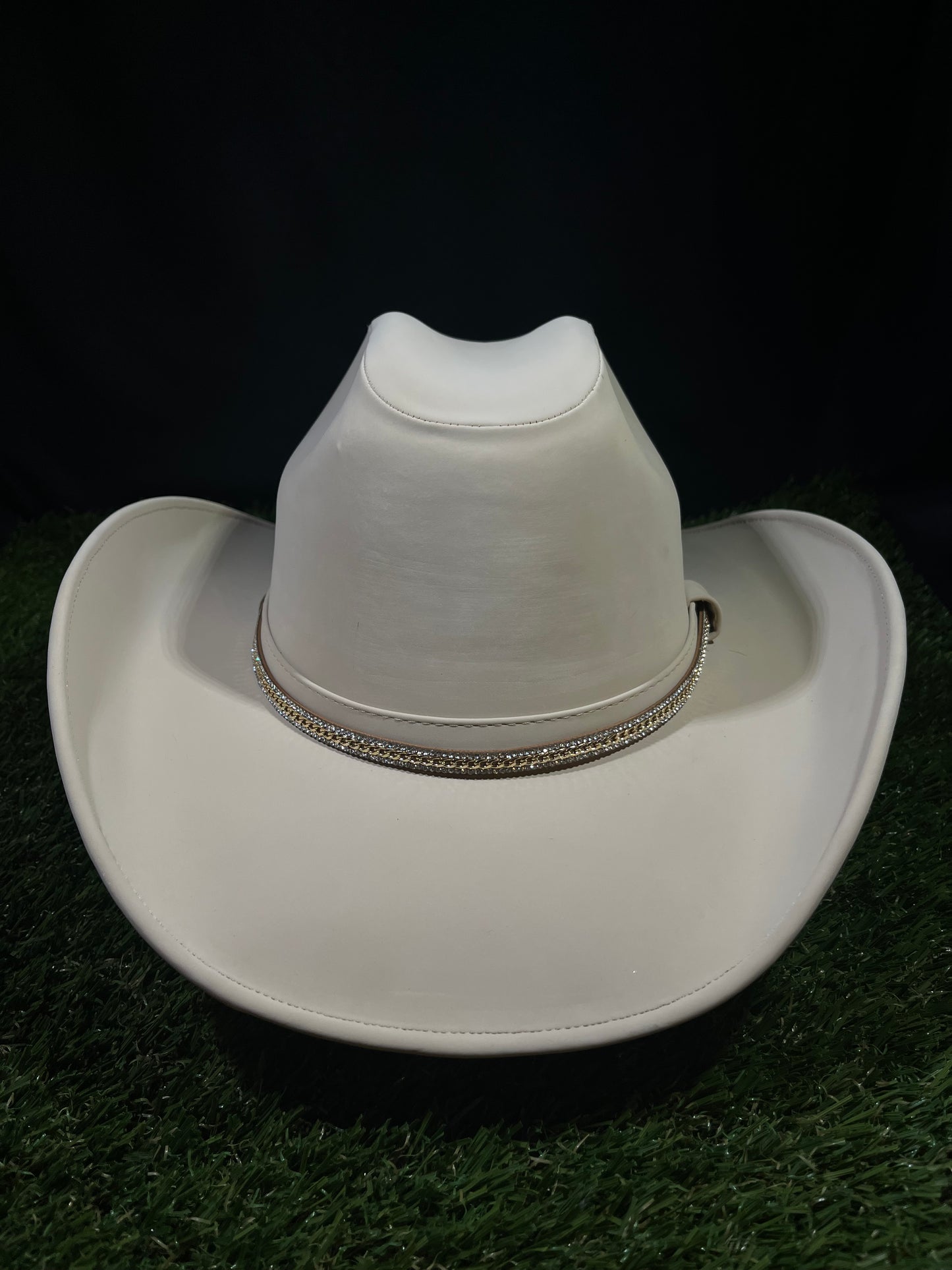 Ivory Sunset – Golden Horizon Hat