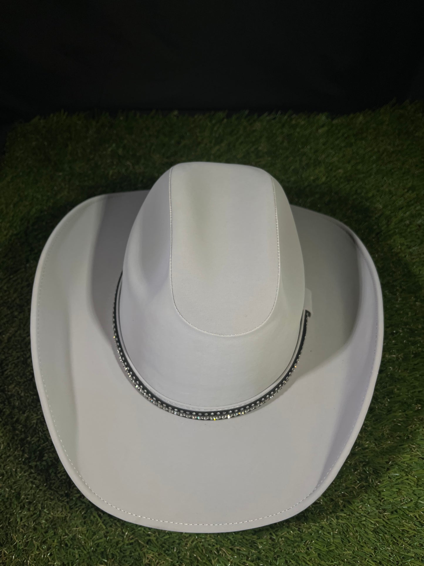 Ivory Nightfall Black Diamond Hat