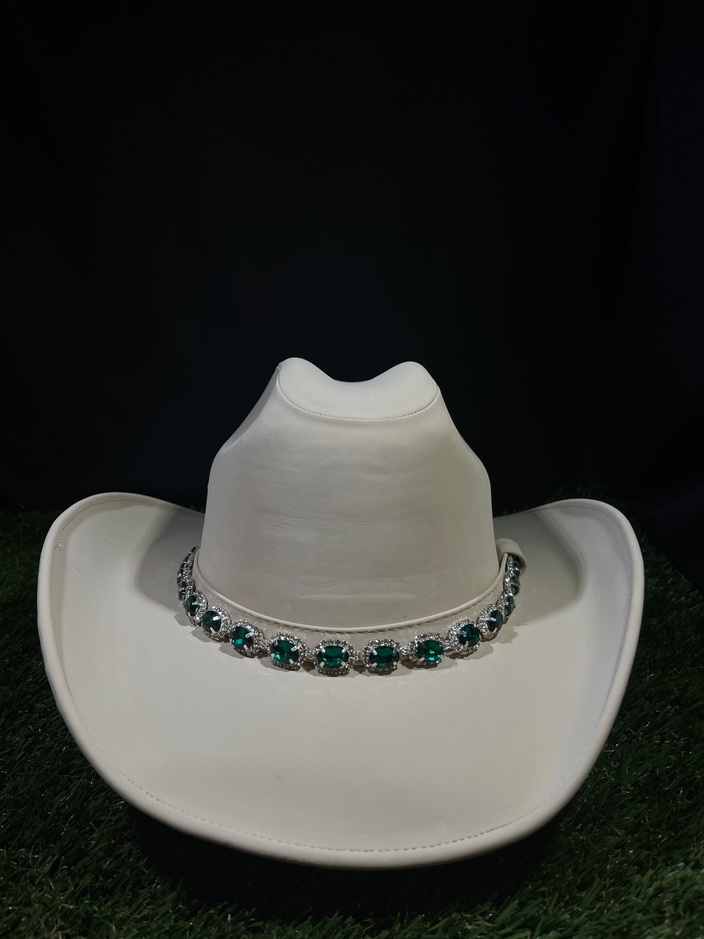 Ivory Emerald Green Diamond Hat