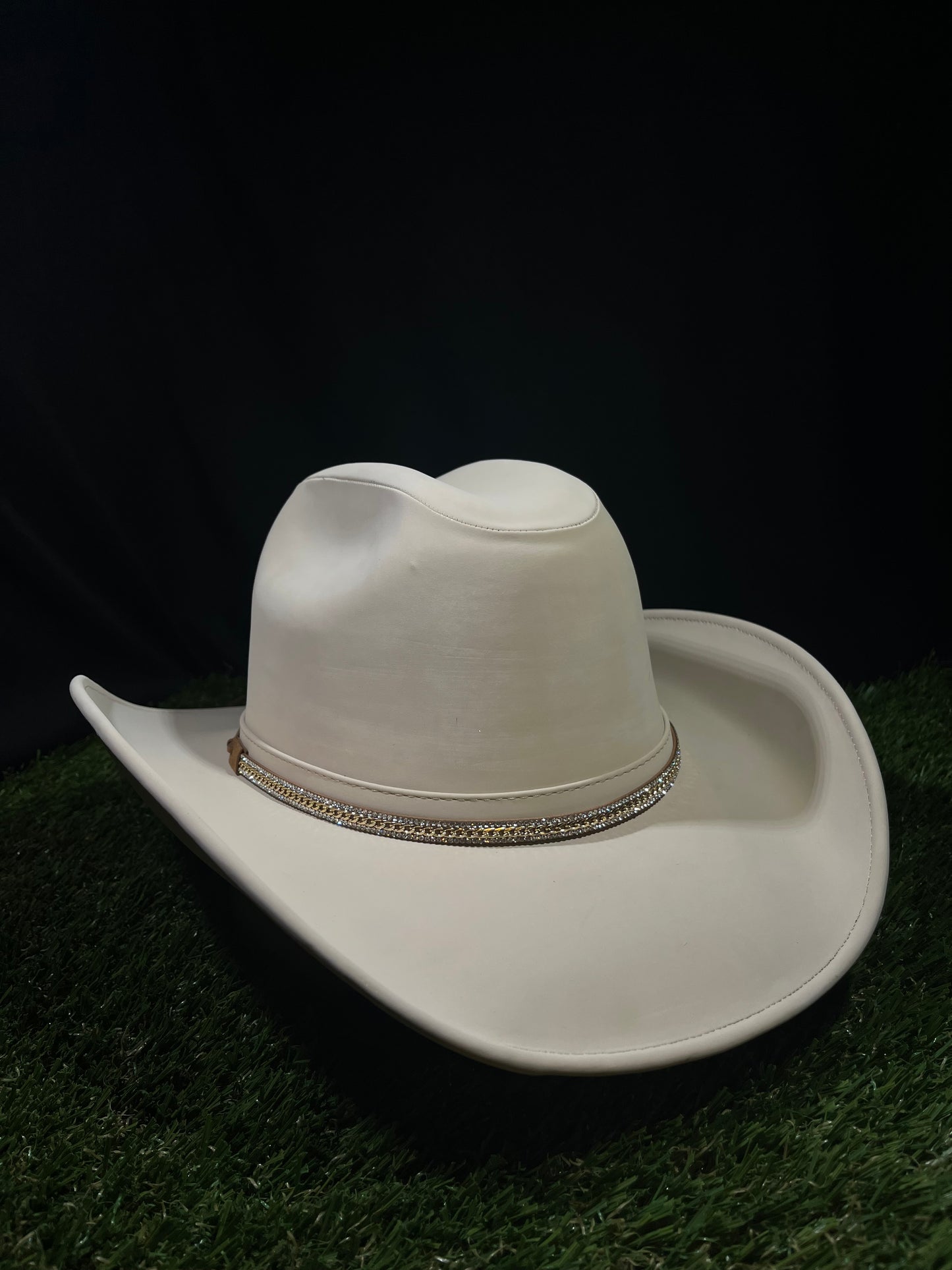 Ivory Sunset – Golden Horizon Hat