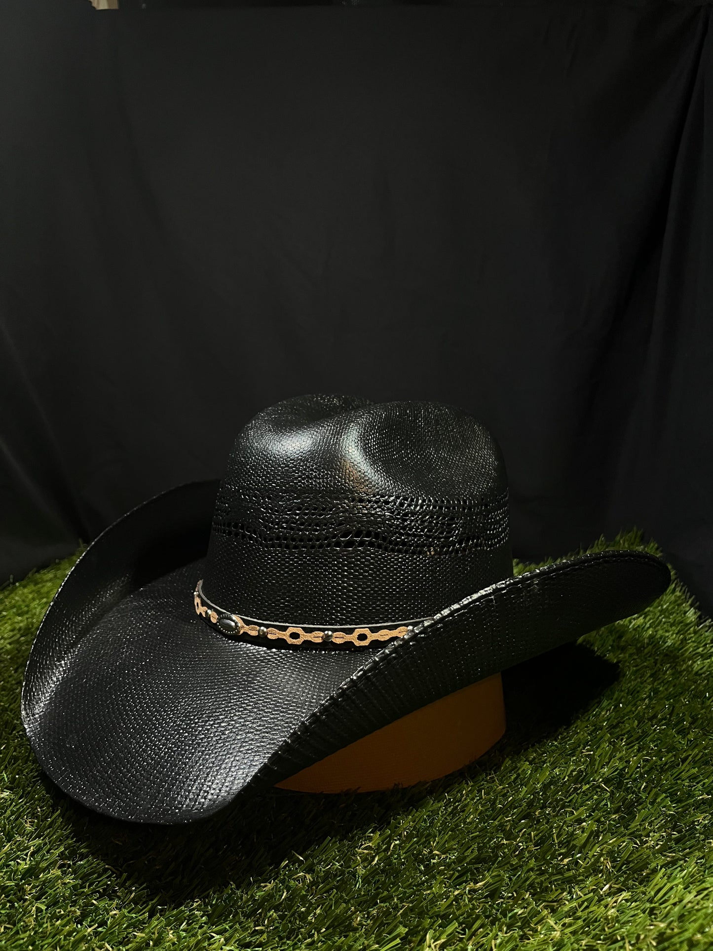 Black Bull-Hide Straw Bangora Cowboy Hat Western Unisex by Correa Hats