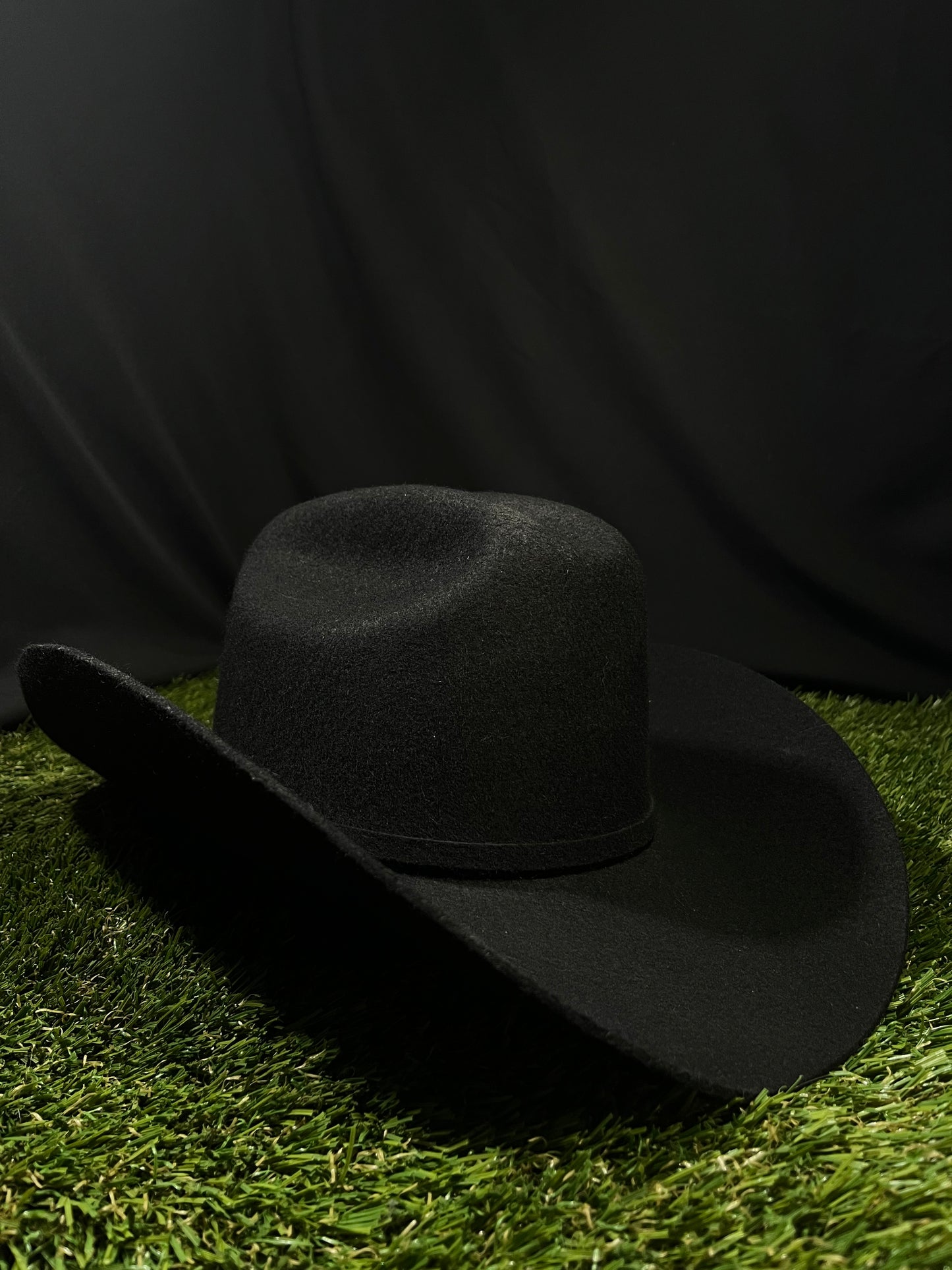 Classic Felt Cowboy Cowgirl Hat- Black