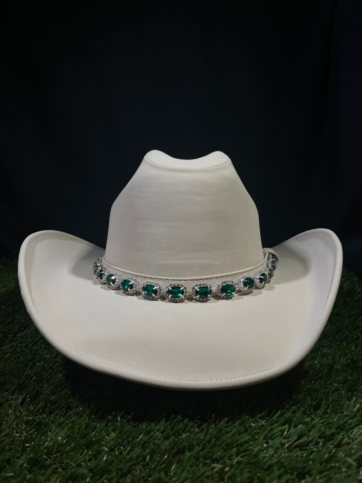 Ivory Emerald Green Diamond Hat