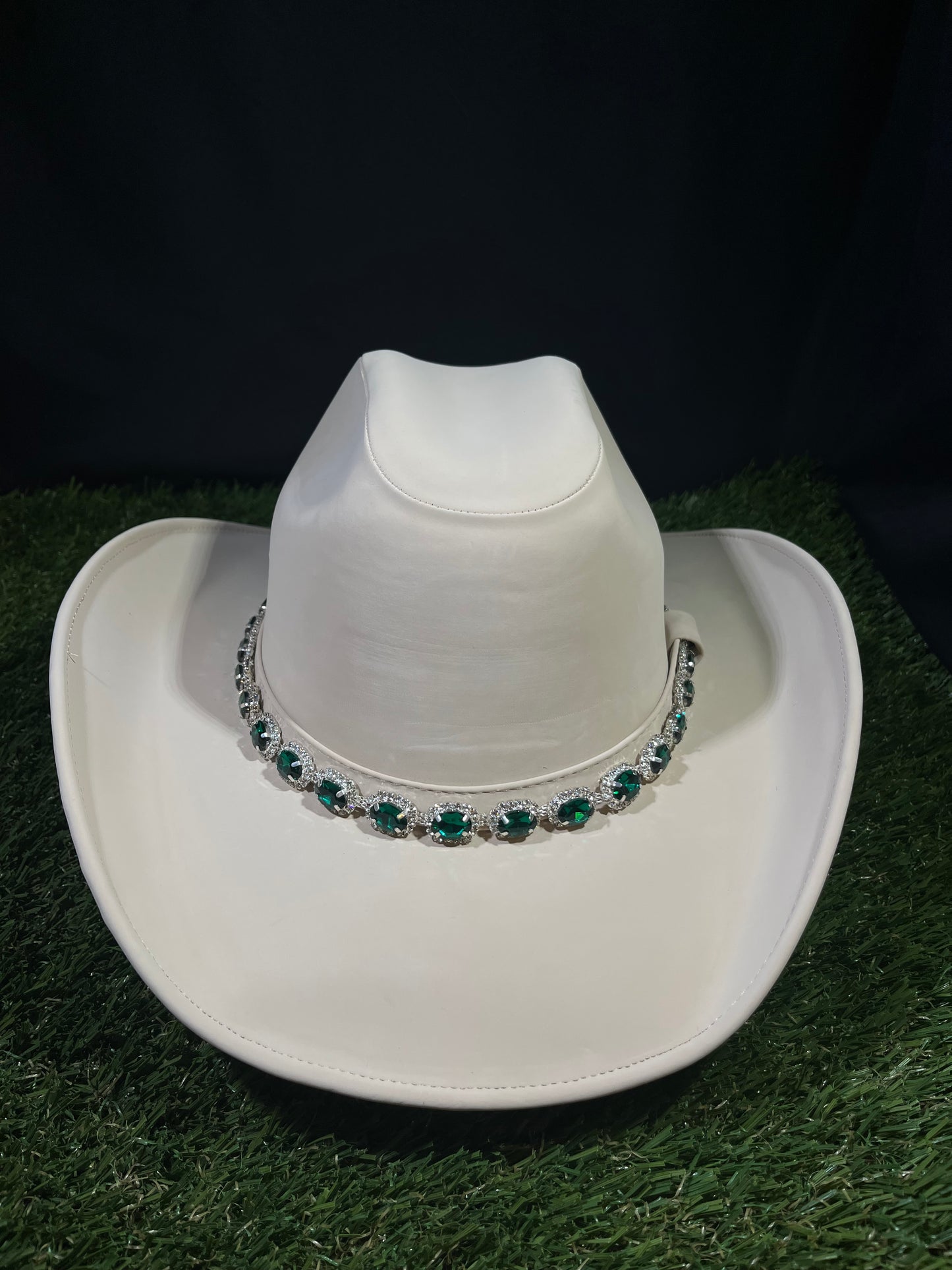 Ivory Emerald Green Diamond Hat