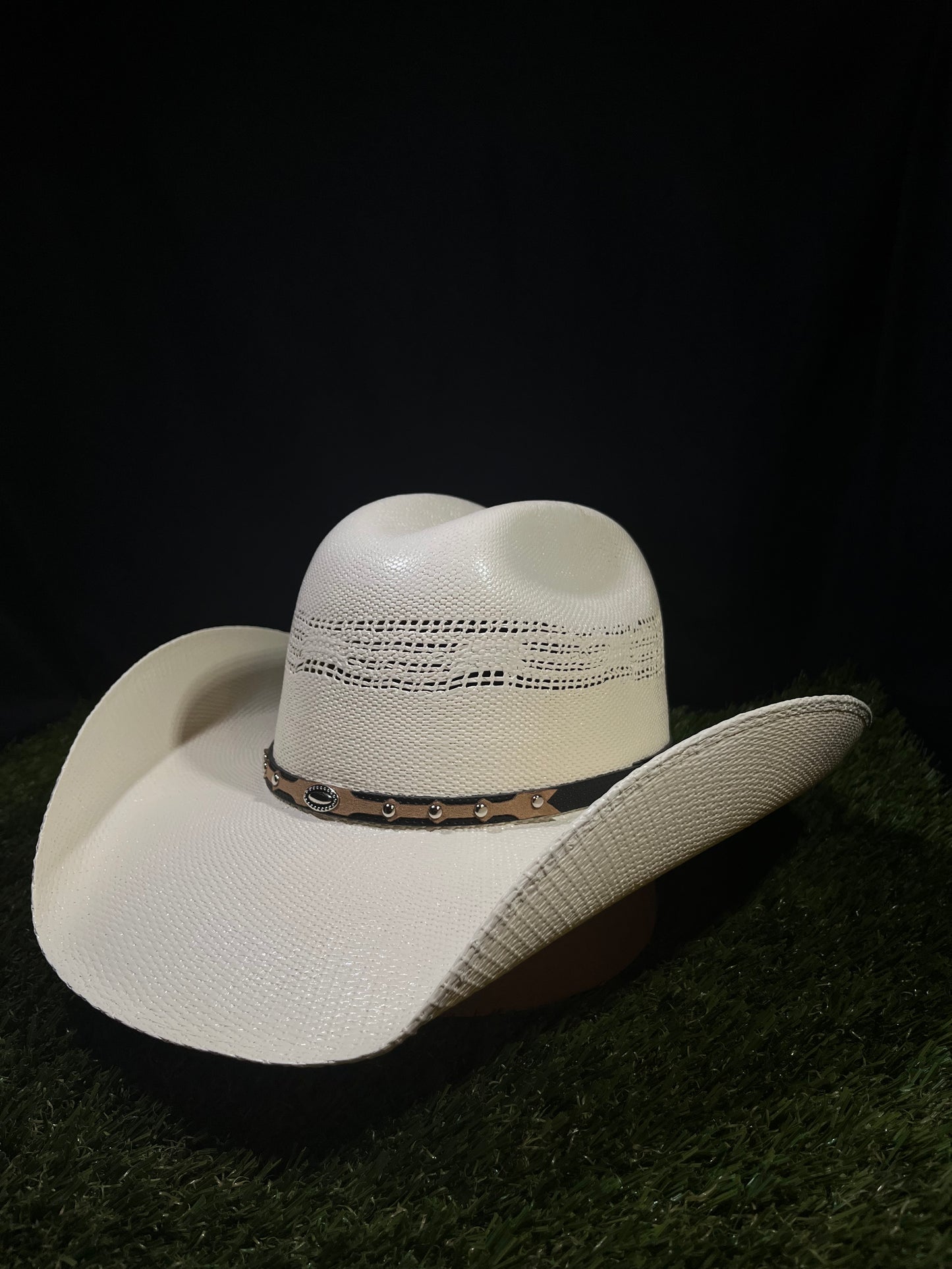 White Bull-Hide Bangora Cowboy/Cowgirl Hat – Premium Western Straw | Correa Hats